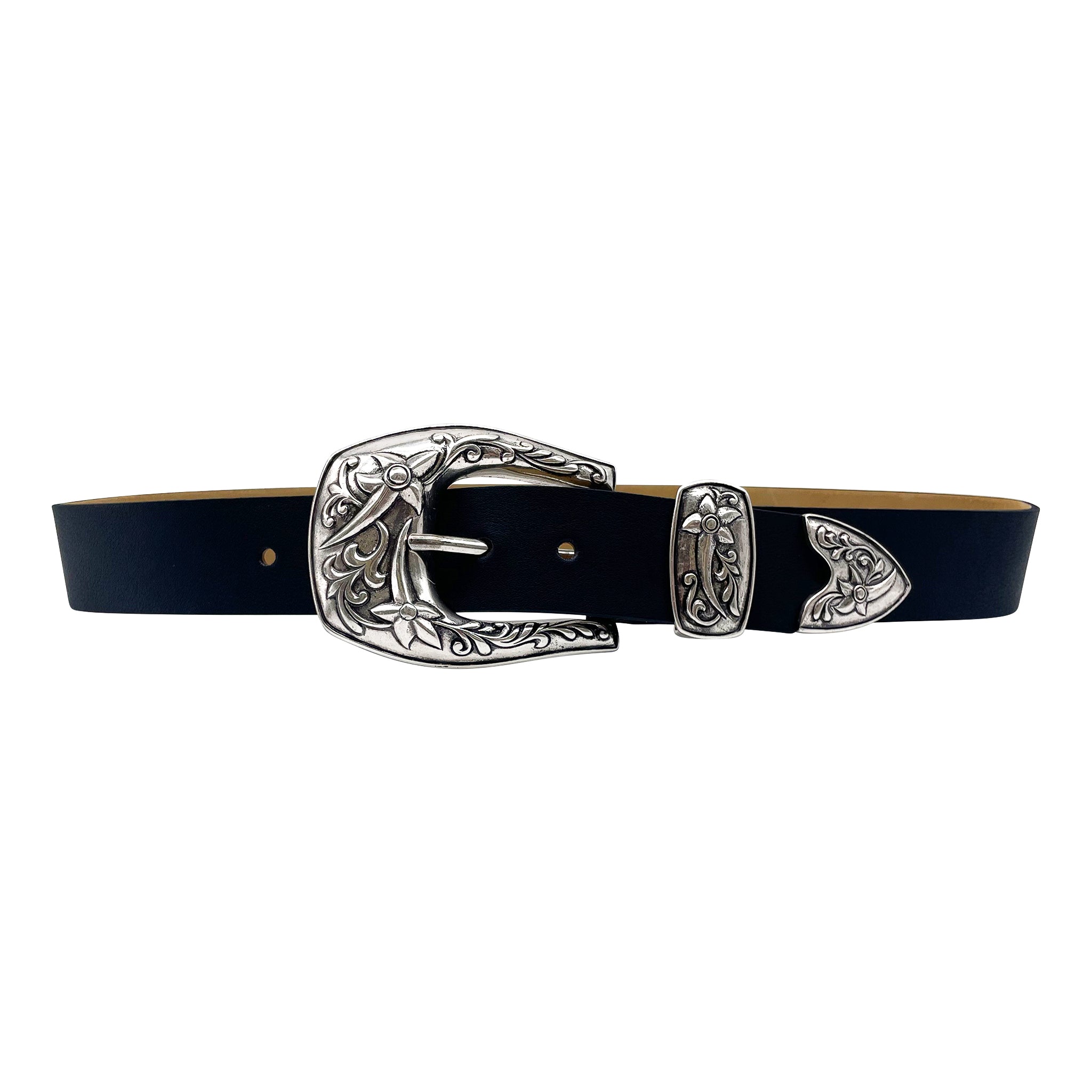 BELT DROP🤎⚡️ Vtg leather leegan belt with silver! 😍💖 Size 36 BID : $25  plus ship BIN:$40 shipped Bidding ends tomorrow at 10am!…