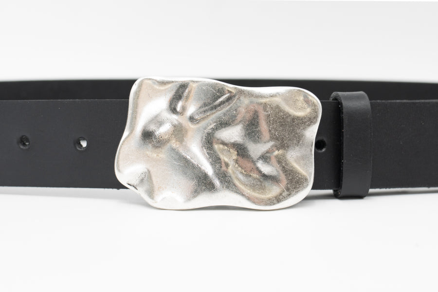 Caspian Belt - Organic Shape Silver Plaque Buckle Smooth Black Italian Leather - Streets Ahead