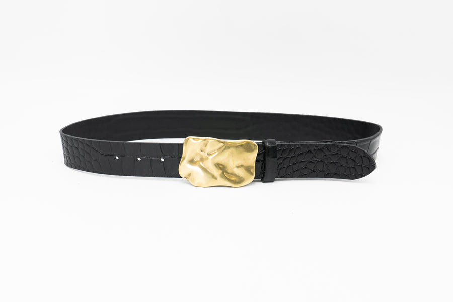 Caspian Belt - Organic Shape Brass Plaque Buckle Croc-Embossed Italian Leather - Streets Ahead